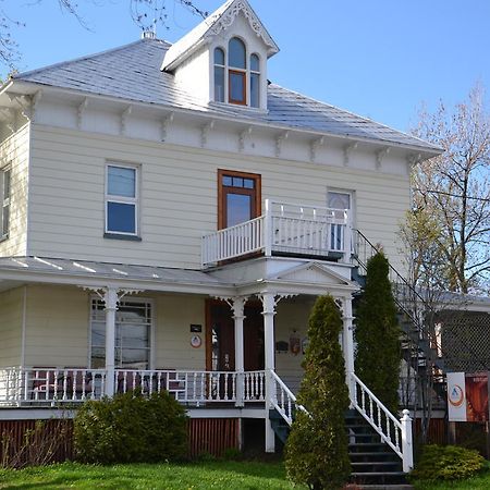 Auberge Internationale De Rivière-du-Loup Eksteriør bilde